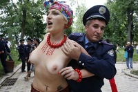 Femen   .